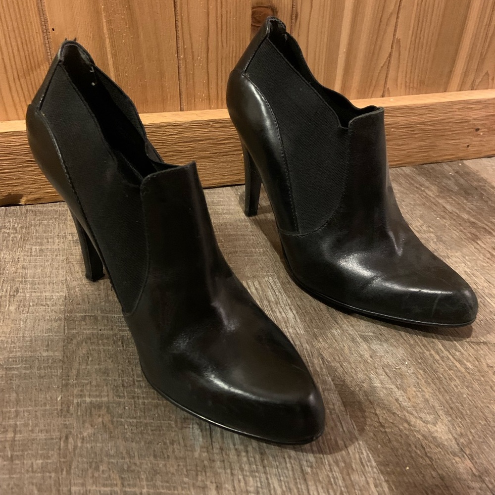 Nine West heeled booties. Size 7.5